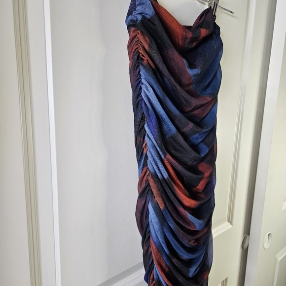 ZARA Ruched pencil skirt blue & red lined mesh NWOT Size S 044 - Picture 3 of 9